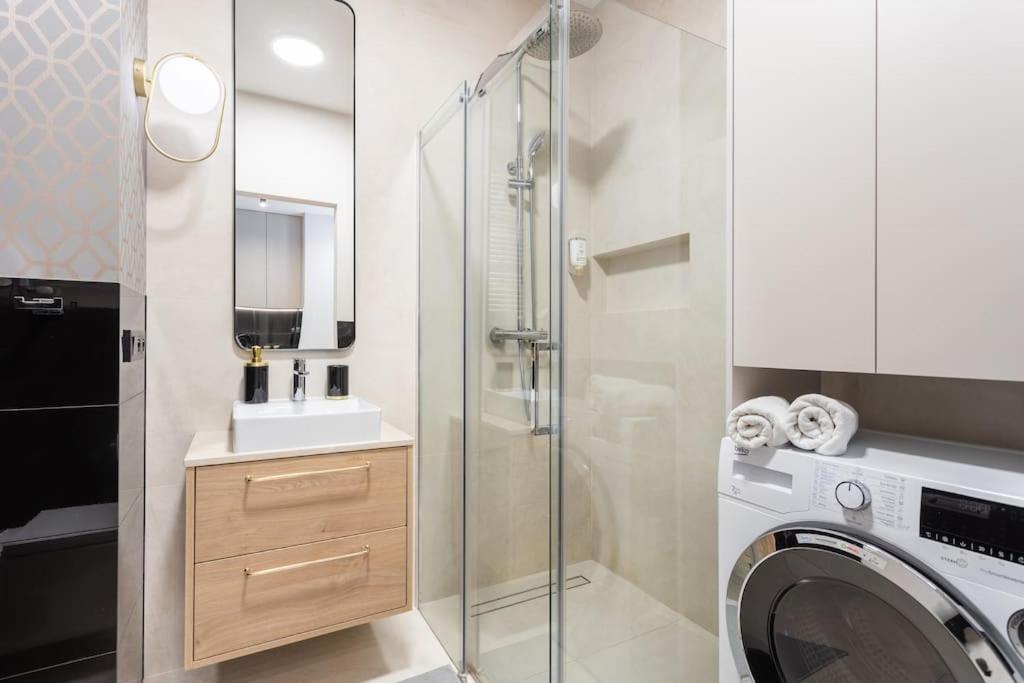 - Great Location- Cozy And Stylish - Stays- Sienna Street * Warszawa