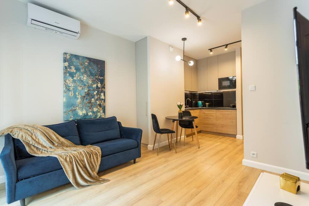 - Great Location- Cozy And Stylish - Stays- Sienna Street Apartament Warszawa