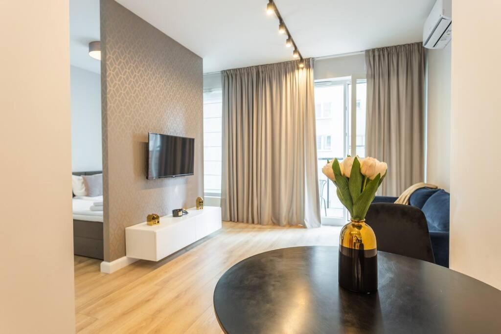 - Great Location- Cozy And Stylish - Stays- Sienna Street